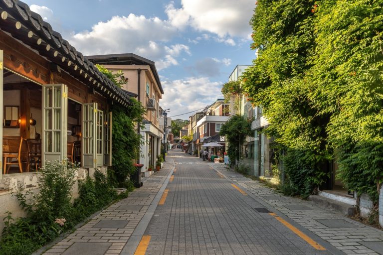 South Korea’s Economy Slides Amid Coronavirus Crisis Deepens Quickly