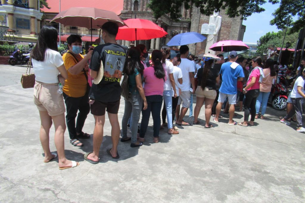 Lockdown Leaves Essential Workers Scrambling in the Philippines Overnight
