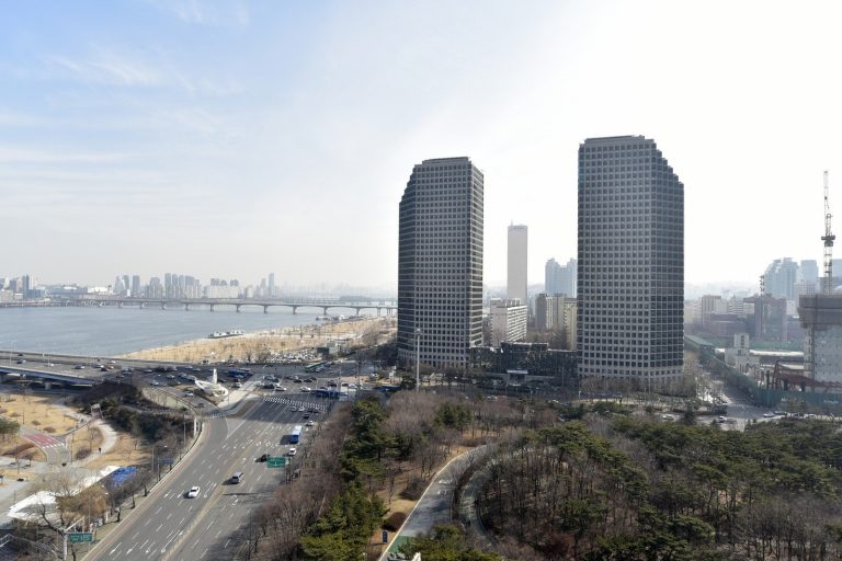 COVID-19 Shutdowns Hit Samsung and LG Electronics Factories in South Korea