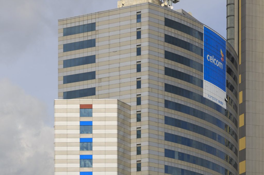 Telecom giants agree on mega telco merger to create a new Tech leader in Southeast Asia
