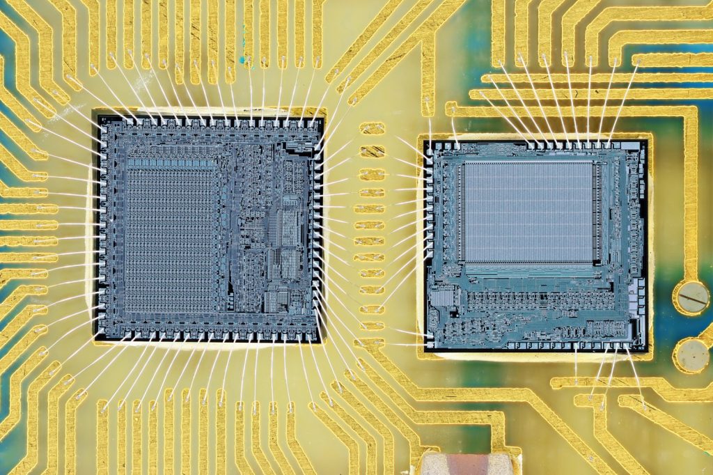 Malaysia Unlocks Chip Plants After 12-Month COVID Closure