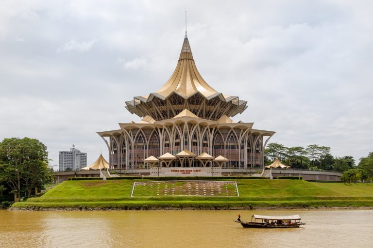 Sarawak Targets RM11 Billion Revenue by 2023