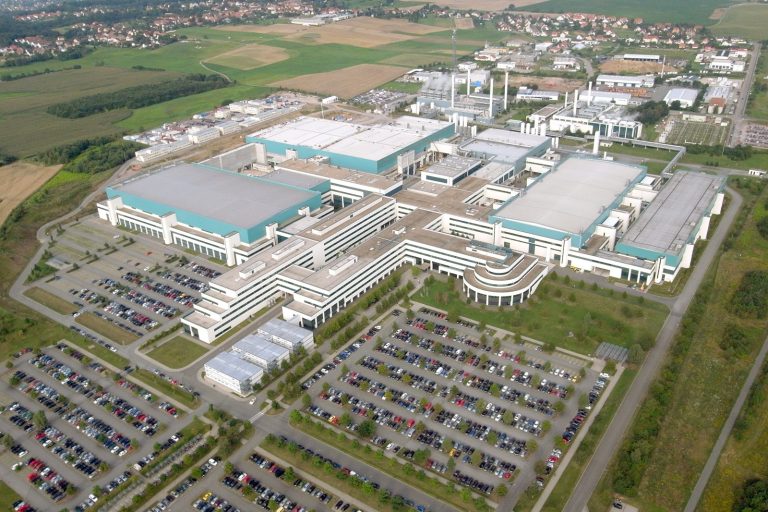 Vietnam’s Tech Ambitions Accelerate with $2B Chip Plant Deal