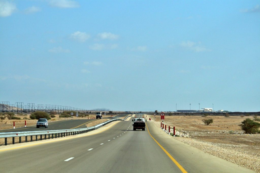 Three Killed, Three Injured in Oman Multi-Vehicle Crash