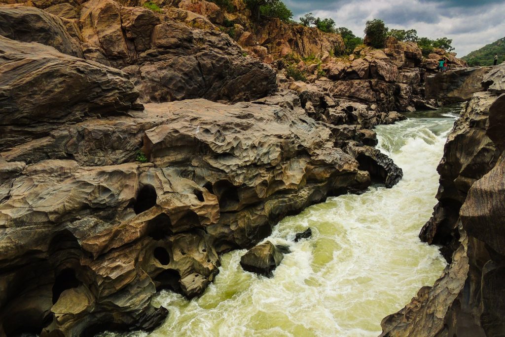 Karnataka allocates \u20b91,000 crore for Mekedatu water project amid Cauvery dispute