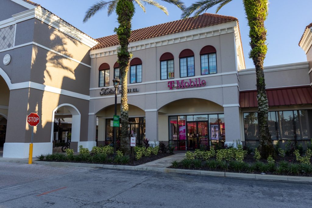 T-Mobile forces legacy customers onto pricier plans with no opt-out