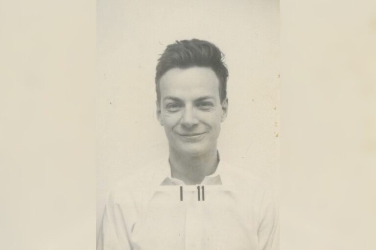 From Feynman’s 1982 vision to Google’s 2019 supremacy