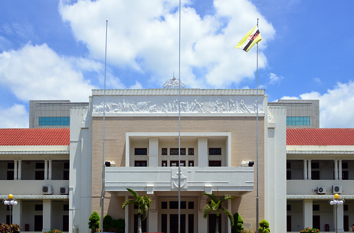 Brunei’s Oil Dependency Questioned as Climate Pressures Rise