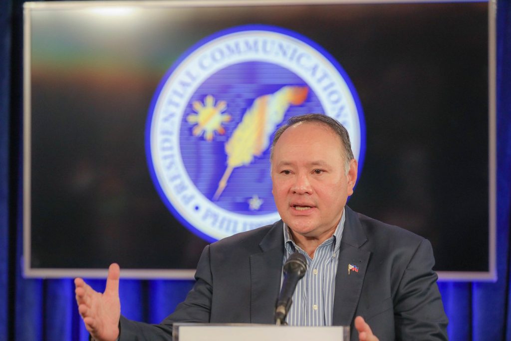 Philippine Defense Chief Rebukes China Over Note at Seoul Forum