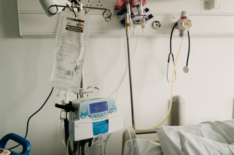 Manila COVID-19 Cases Surge to 33 Amid Public Health Emergency