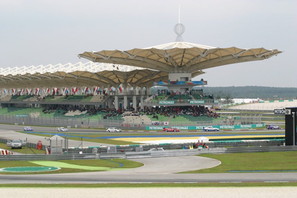 Sepangs F1 Exit Chaos: More Enforcement, Same 6.6km Gap to the Train