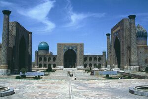 US Expands Central Asia Ties via Uzbekistan Space Pact and Trade Push
