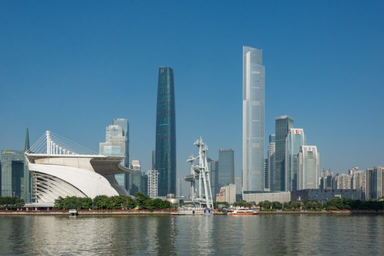 US-China AI Blocs Force Asian Nations to Choose Sides Amid Narrowing Neutrality Window