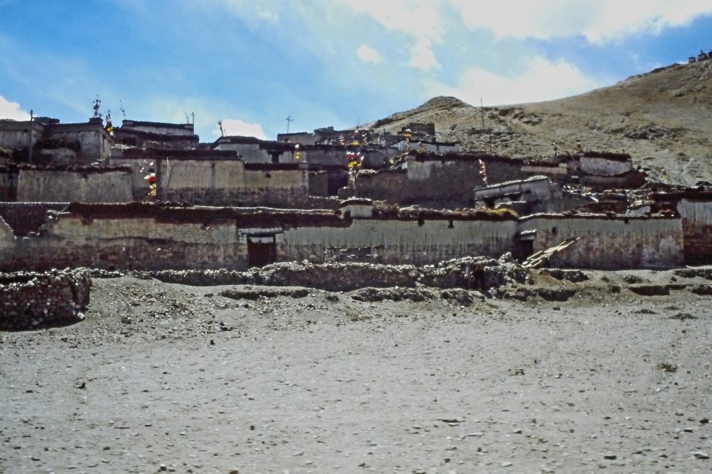 Magnitude 7 quake in Tibet's Nagqu kills 16, collapses 339 homes