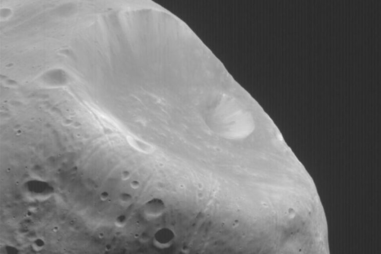Why Phobos Remains Planetary Science’s Ultimate Unclimbed Mountain
